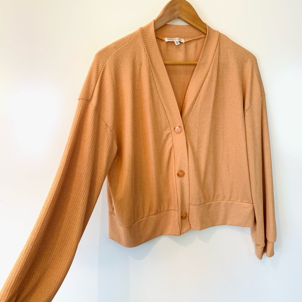 Cardigan and Tank Top Set - Picture 4 of 4